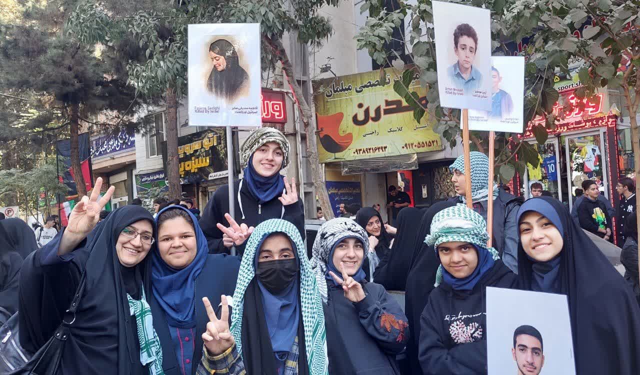 13آبان 1404 روز دانش آموز